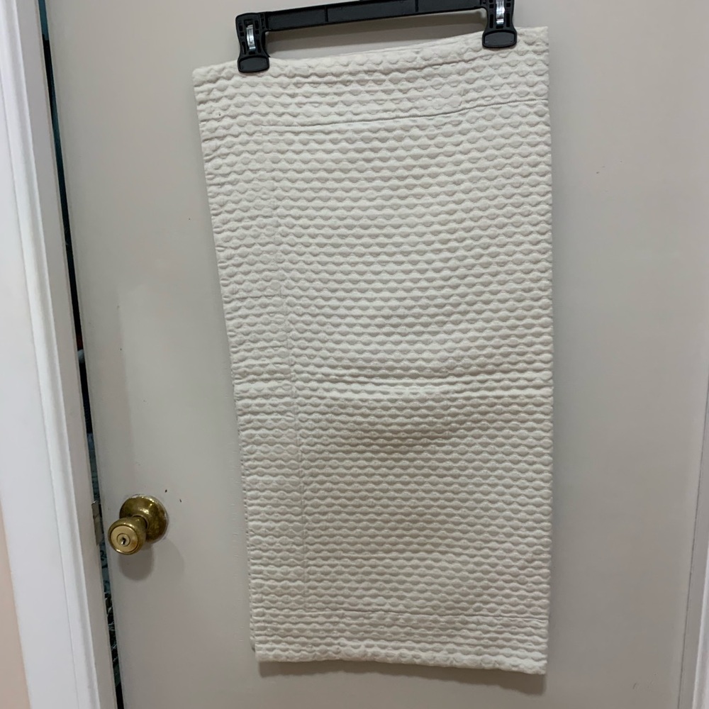 Matouk Textured Euro Sham